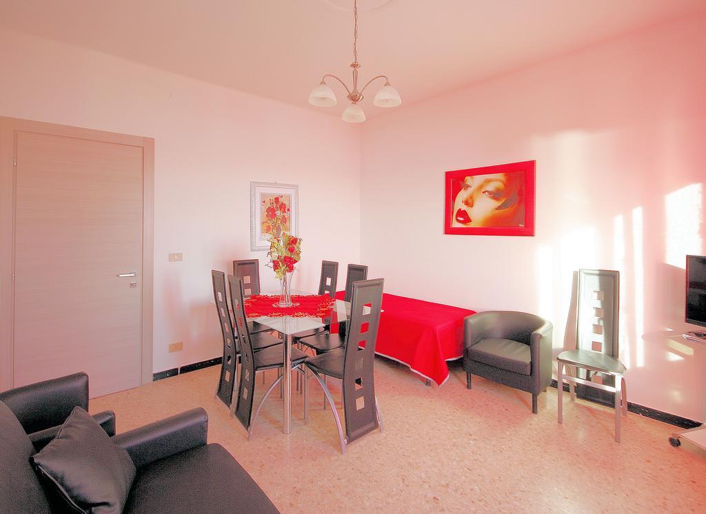 Terry Apartment Marina dʼMarina dʼAndora 外观 照片