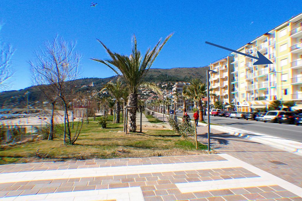 Terry Apartment Marina dʼMarina dʼAndora 外观 照片