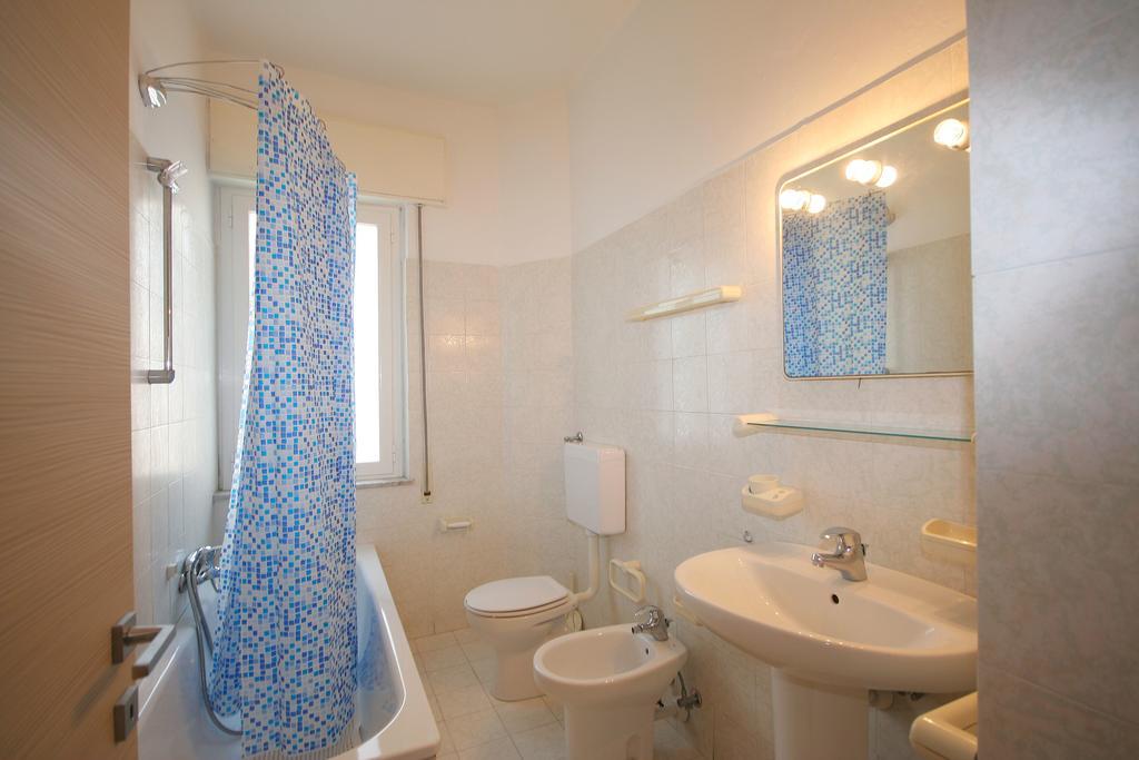 Terry Apartment Marina dʼMarina dʼAndora 外观 照片